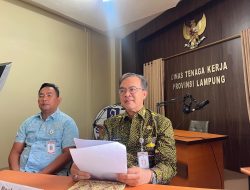 Driver ojol dan kurir bakal terima bonus hari raya . Disnaker minta lapor jika tidak di bayar