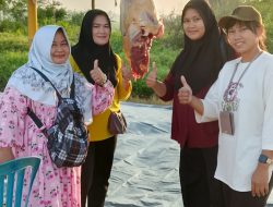 Menjelang idul Fitri paguyuban pedagang perdakon melaksanakan dan menyaksikan pemotongan sapi