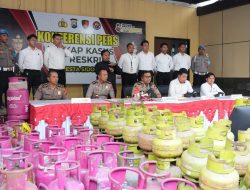 Sembunyi di Rumah Kosong, Sindikat Pengoplos Elpiji di Sidoarjo Digulung Polisi